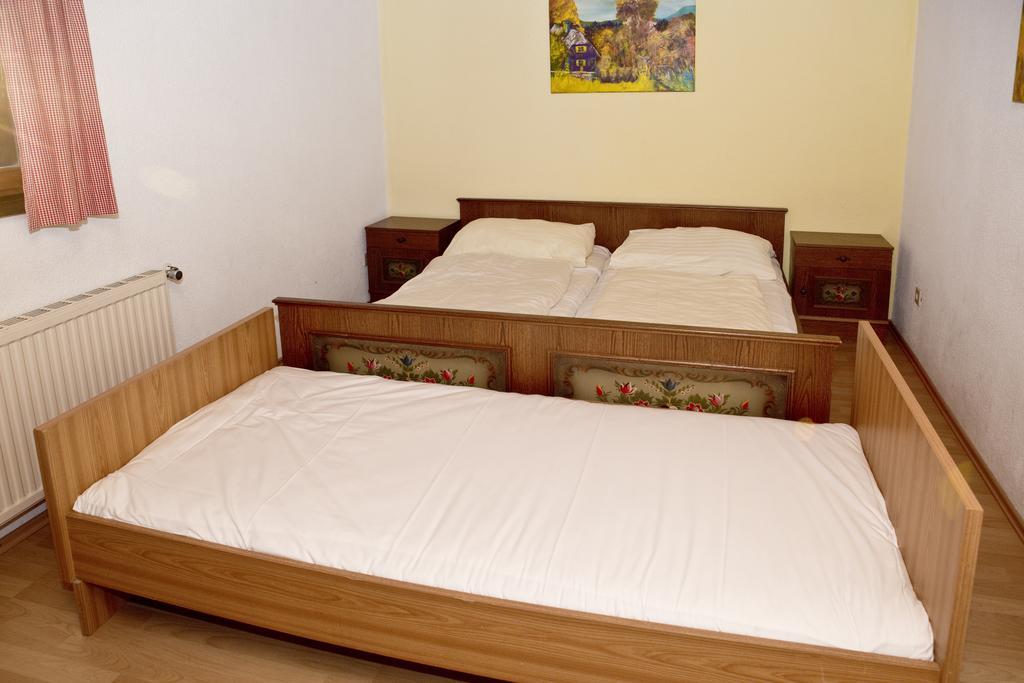 Altes Almhaus Hotel Maria Lankowitz Quarto foto