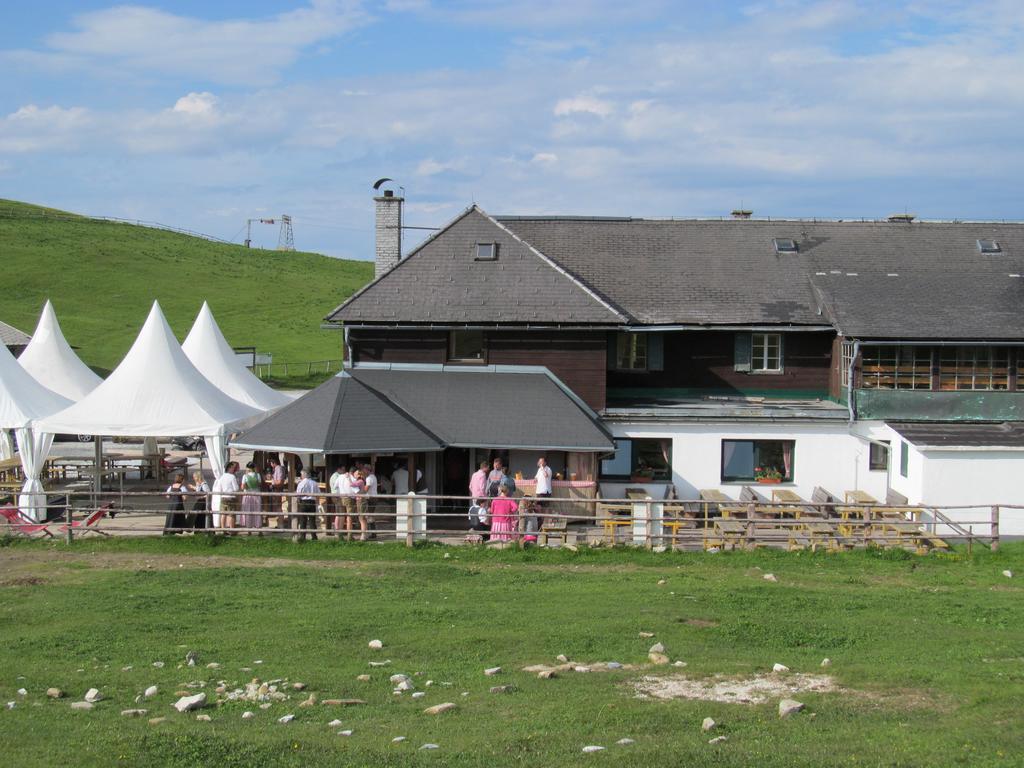 Altes Almhaus Hotel Maria Lankowitz Exterior foto